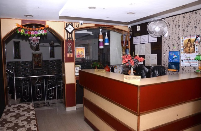Hotel Dharam Villa