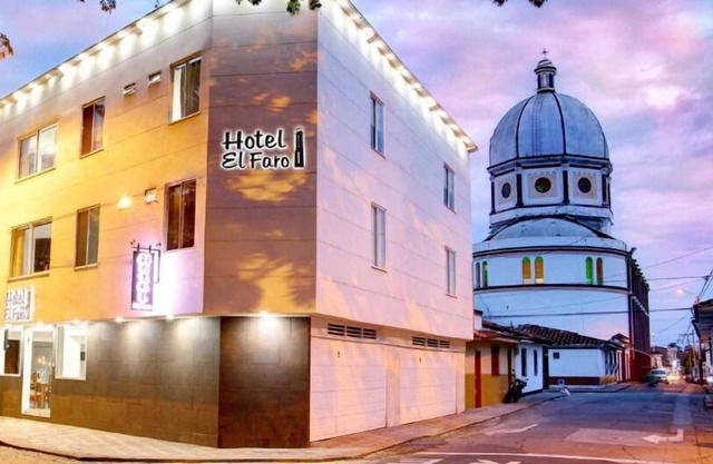 Hotel El Faro Buga