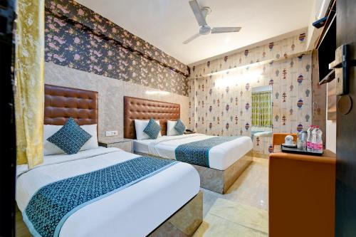 Hotel Emerald Suites At Airport