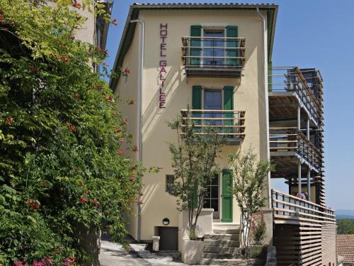 Hotel Galilee