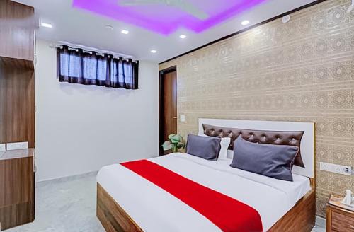 Hotel Green Pearl Near Anand Vihar