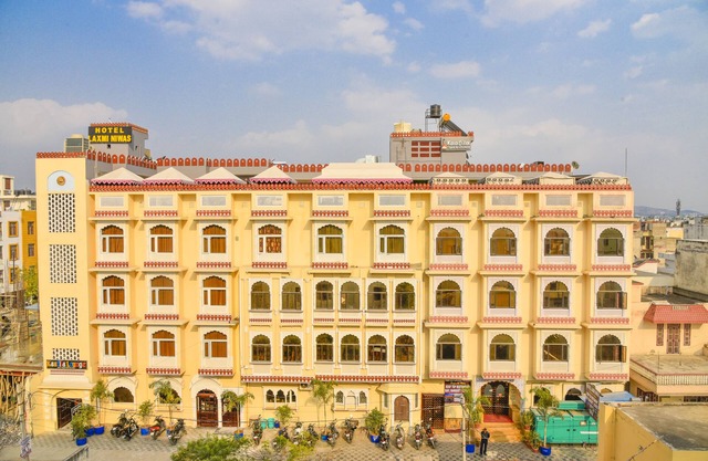 Hotel Laxmi Niwas - A Heritage Retreat