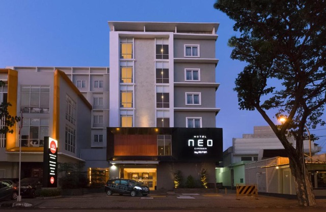 Hotel NEO Cirebon by ASTON