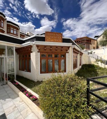 Hotel New Glacier View