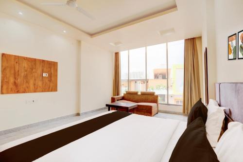 Hotel O DREAM INN