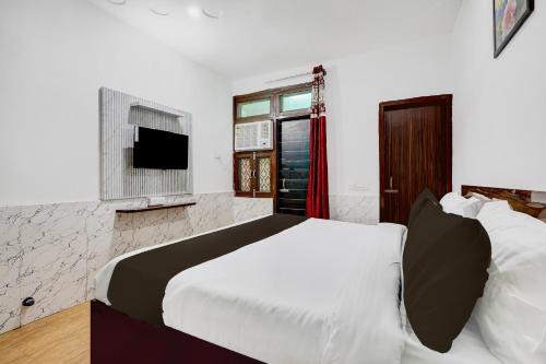 Hotel O Ekant Guest House