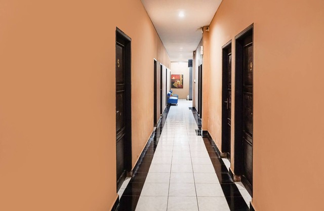 Hotel O Makassar near Mall Panakukkang formerly Sayang Home Stay