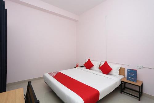 Hotel O R.K residency