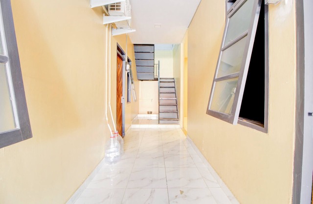 Hotel O Stasiun Tegal Near Alun-Alun Formerly Ameera Guest House