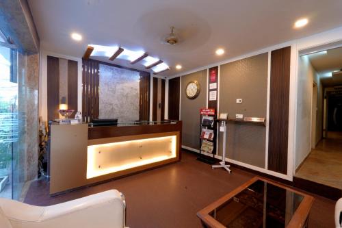 Hotel Opera Delhi Airport