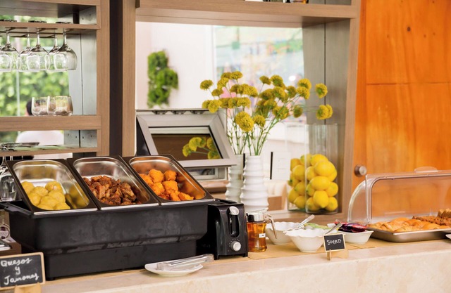 Hotel Parque Del Sol