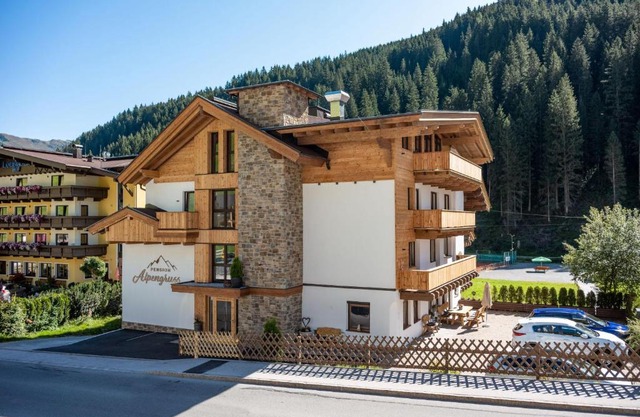 Hotel Pension Alpengruß
