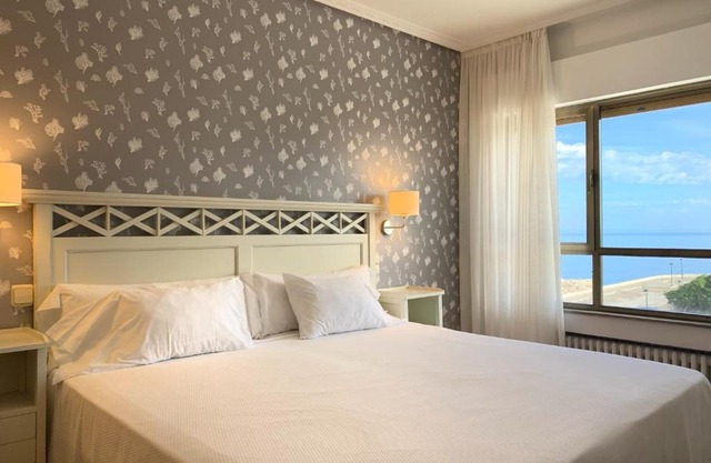 Hotel Playa de Los Locos