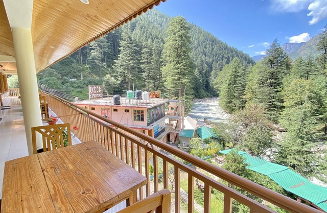 Hotel Purnima River View