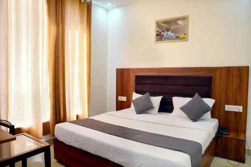 Hotel Thames Zirakpur Chandigarh Highway