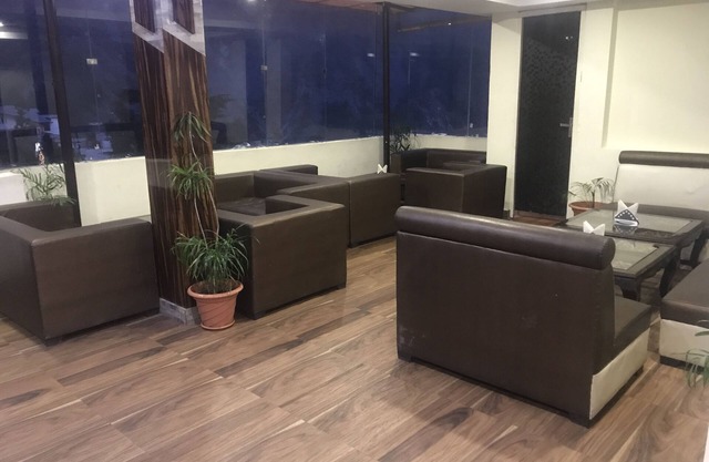 Hotel Triund Heights