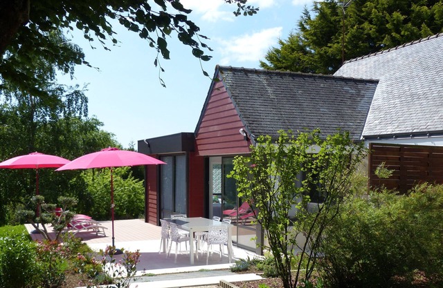 House 4 * Free WIFI pool 28 °; Tennis; Wooded park 15,000 m²; Car park