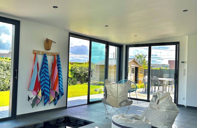 House 8/10pers 200 m from the beach, jacuzzi