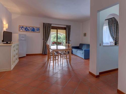 House and Apt. in Sassari 30366