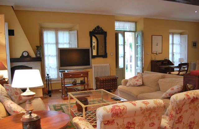 HOUSE FOR 12 PEOPLE VV-1208-AS