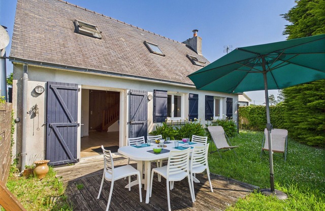 House for 6 with garden, 900 m from the beach