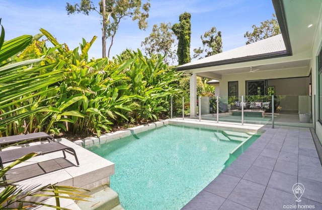 House Heliconia - Luxury Living in Palm Cove