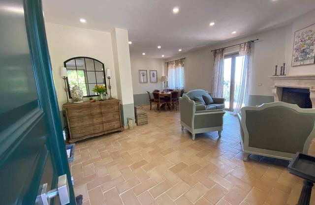 House in the hills overlooking the sea between Rome and Naples, with wonderful pool among olive trees