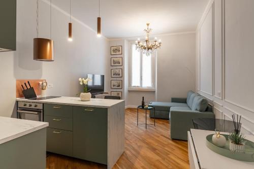 House of David Modern Apt