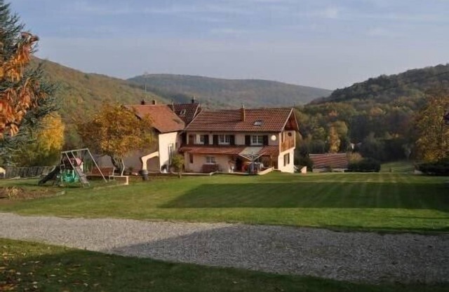 House on a 2 ha property in a mountain village. 500m