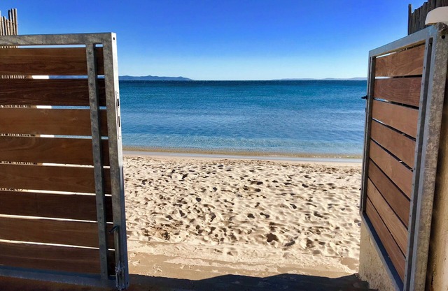 house T3 "LE ZEF" direct access to the sea - completely renovated - only happiness
