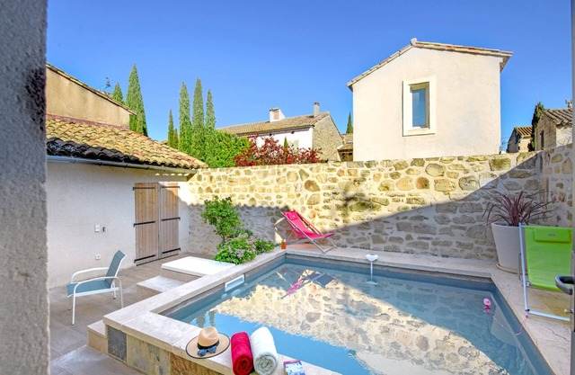 House-Terrace-Ensuite with Bath-City