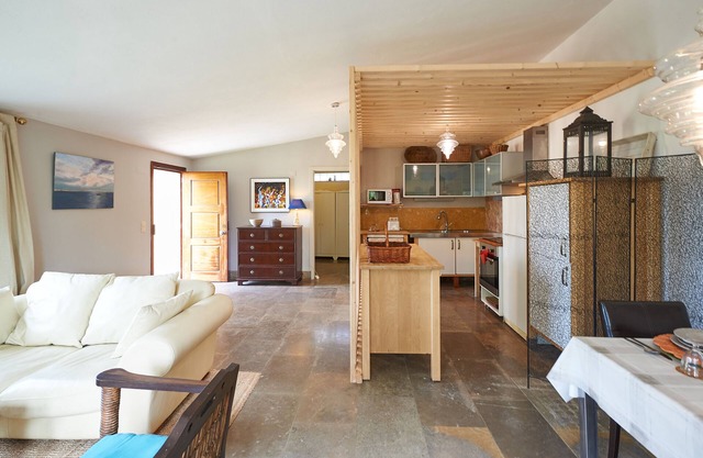 House with garden, 900 meters from Guincho Beach, Ocean and Mountain view