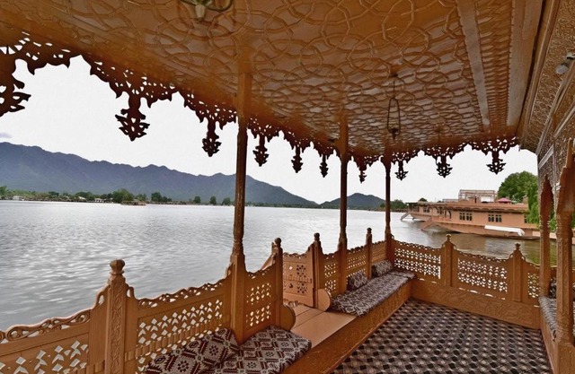 Houseboat Danish palace