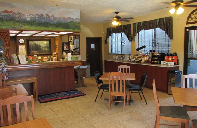 Howard Johnson by Wyndham Leavenworth