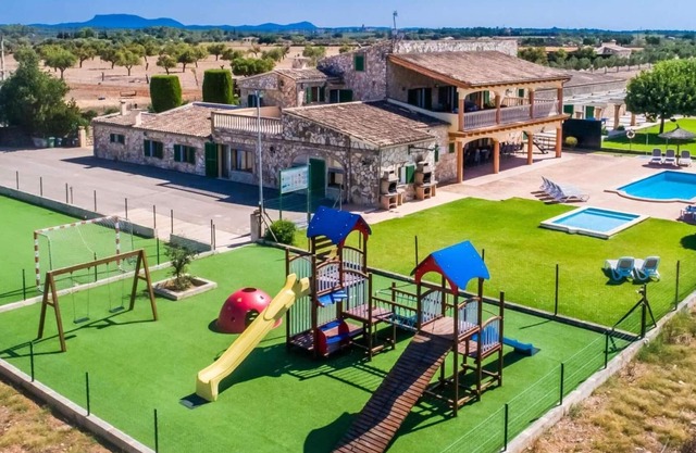 Huge finca property in a quiet secluded location