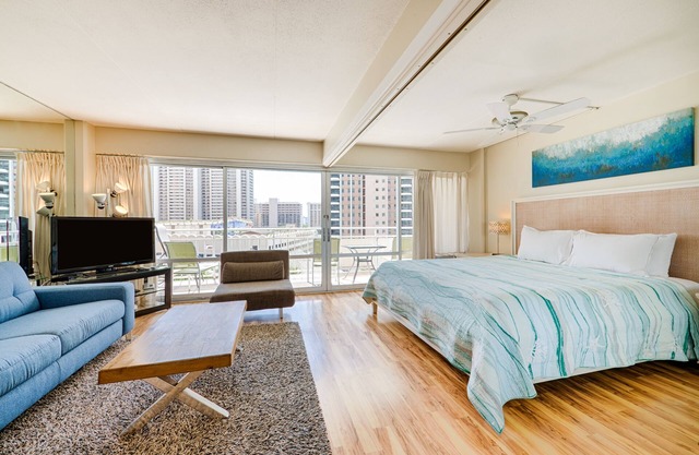 Huge Studio Unit with Lagoon View #730
