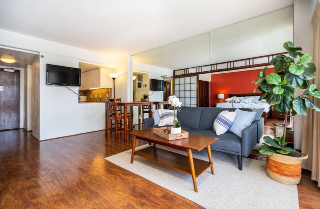 Huge Studio Unit with Lagoon View! #934