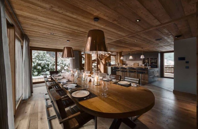 Hunter Chalets - Lodge des Nants - Fully Catered