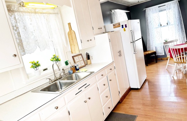 Hunters, travel wrk Friendly- Near Downtown and Hospital -3 bedroom housen- WIFI