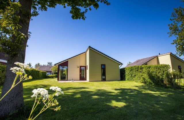 HVZ Crocus 4p - Two Bedroom Resort, Sleeps 4