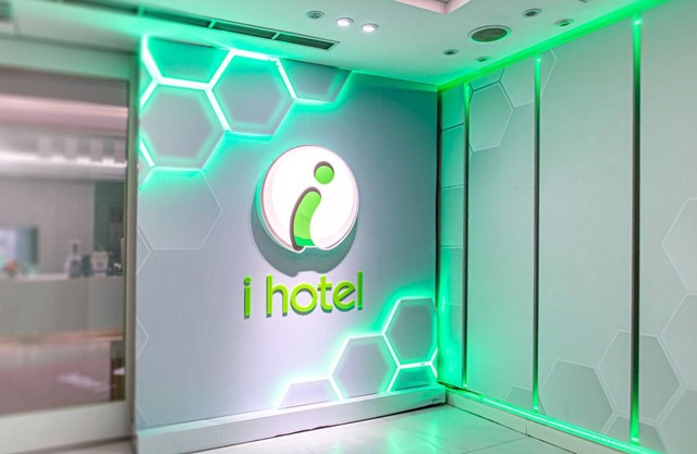 I Hotel