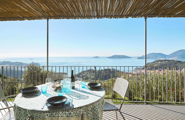 I Pini: Private Park, Pool, Tennis, AC, Parking next home + Parking in Lerici!