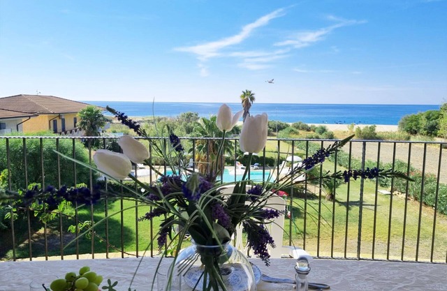 Ideal apartment for a city escape with Breathtaking Sea View