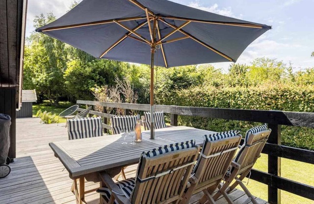 Idyllic summer house close to beach and forest
