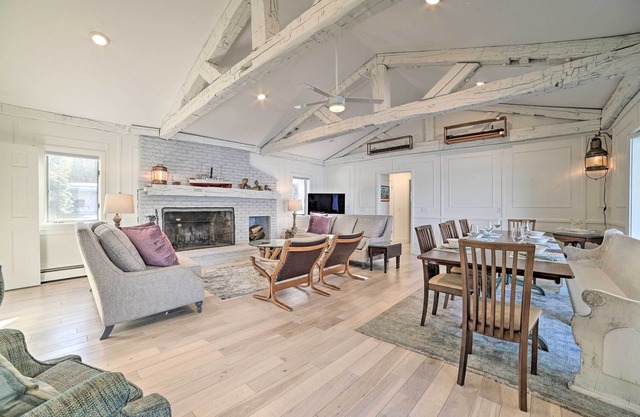 Idyllic Suttons Bay Home w/500' of Waterfront