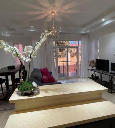 Immaculate 1 bedroom-Liguanea