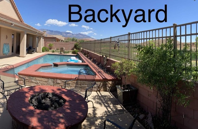 Immaculate, Allergy Friendly, Spacious Home Overlooking The Golf Course