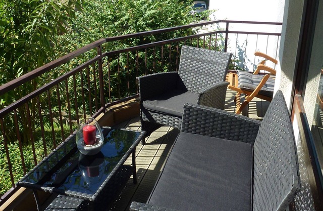 In 2014 completely renovated, bright and decorated geschmackfoll 2Zimmerwohnung