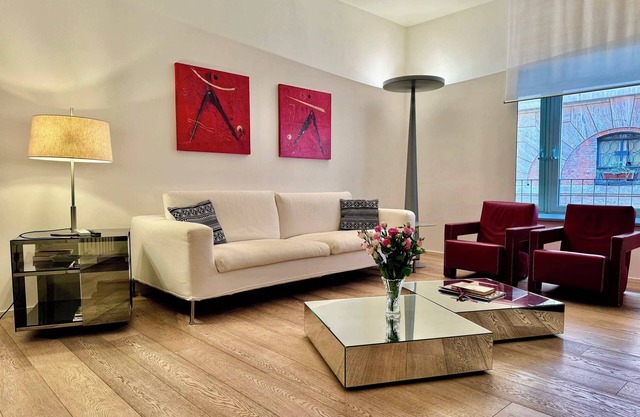 In Rome at Spanish Steps, Classy Apartment with Modern Design in an Historic Palazzo