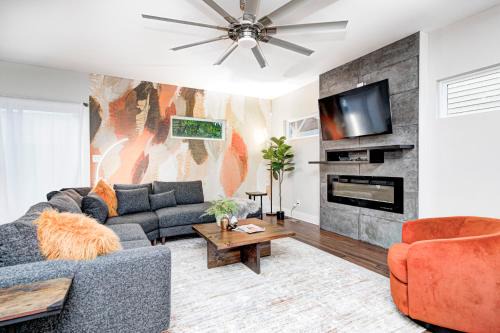 Indy Social Stay - Sleeps16 - Fountain Square - Group Getaway